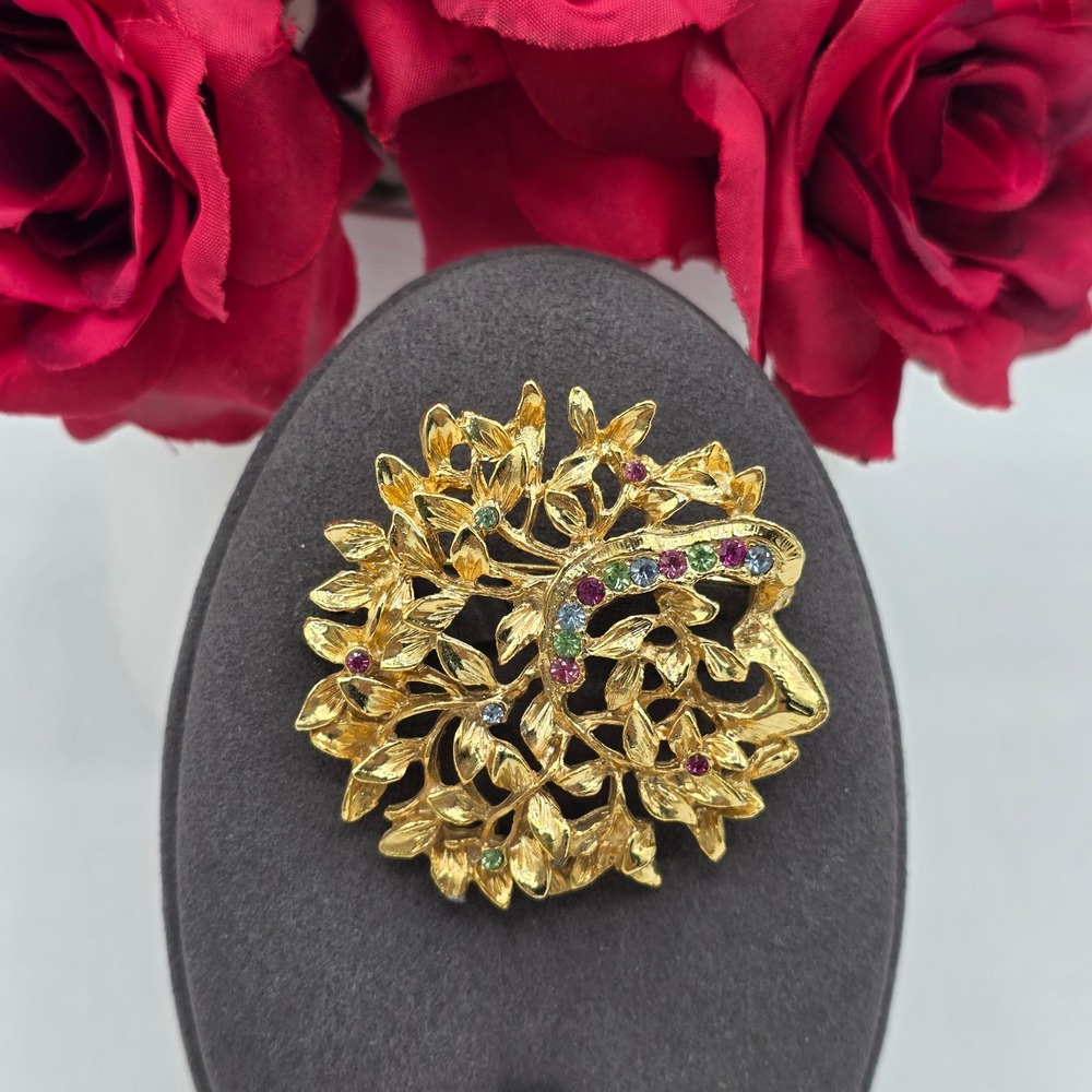 Vintage Gold Tone Wreath Brooch Multi Color Rhinestone Floral Leaf Pin 1.75"